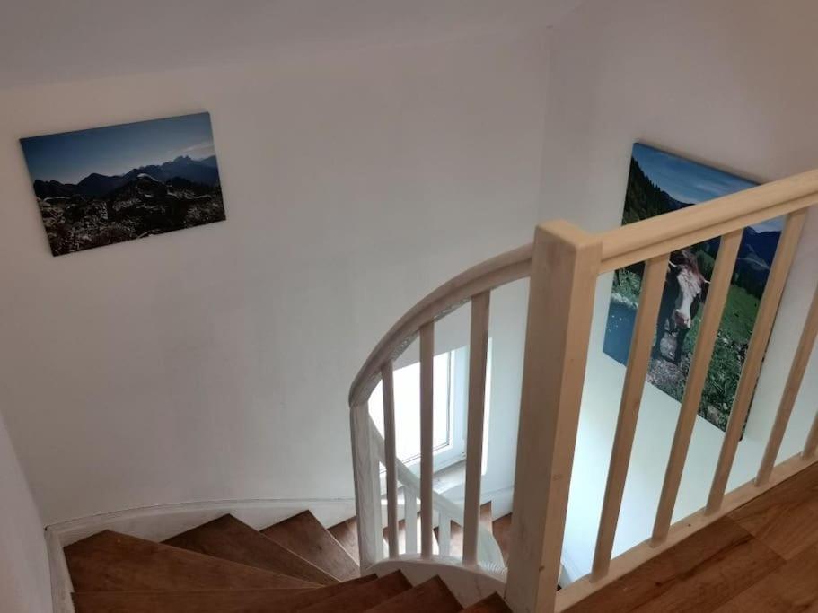 Mit Ausblick Im Allgaeu Mit 2 Schlafzimmern