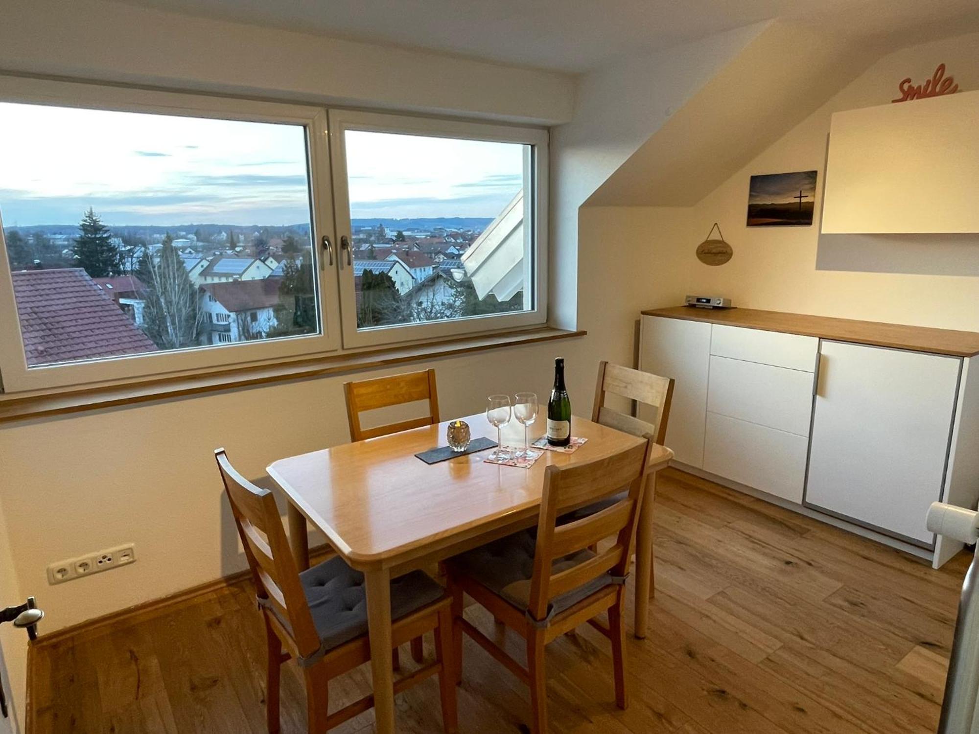 Mit Ausblick Im Allgaeu Mit 2 Schlafzimmern *